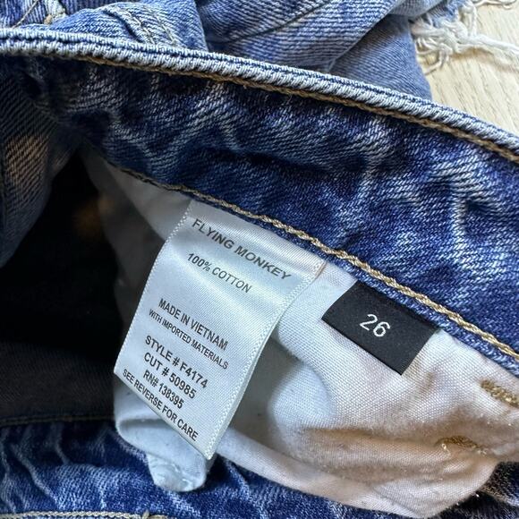 Flying Monkey Distressed Medium Wash Fray Hem Relaxed Straight Mom Jeans 26 - Picture 15 of 16